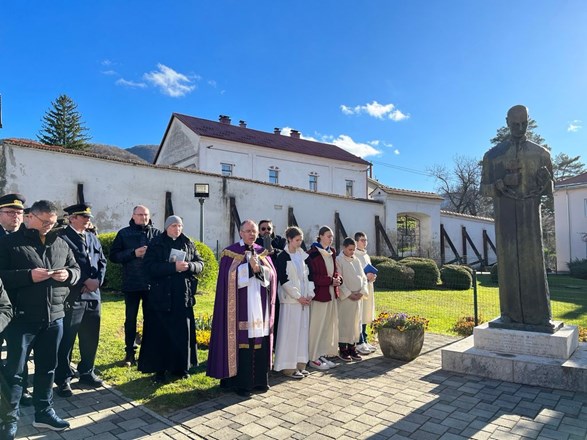 Križni put na Cvjetnicu u Lepoglavi nadahnut mučeništvom bl. Alojzija Stepinca